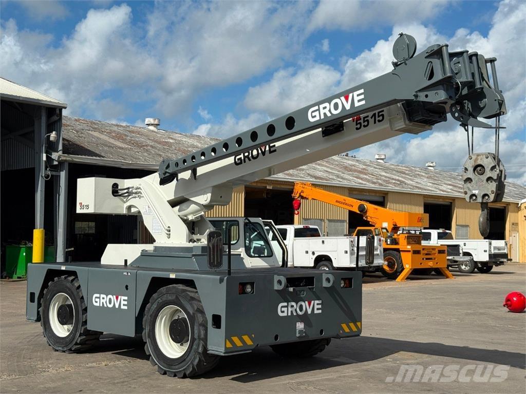 Grove YB5515 Jeřáby pro těžký terén