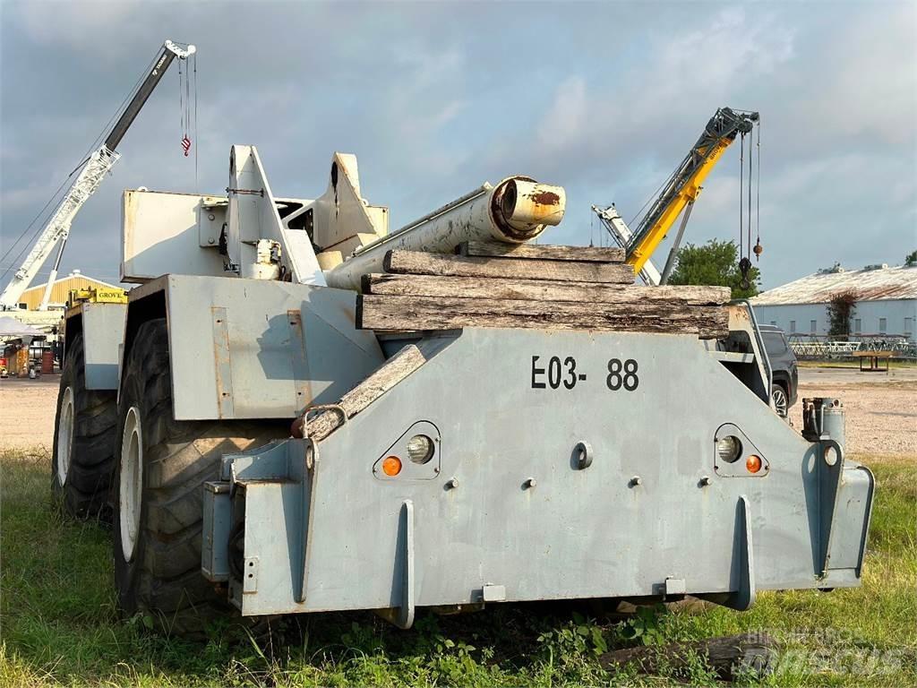 Terex RT 775 Jeřáby pro těžký terén