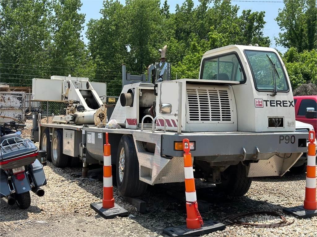 Terex T 340-1XL Univerzální terénní jeřáby