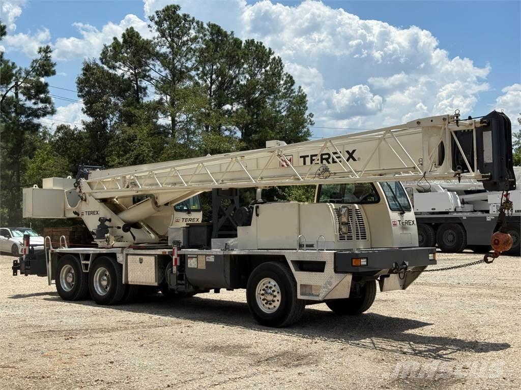 Terex T 340-1XL Univerzální terénní jeřáby