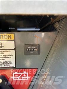 Grove RT770E Jeřáby pro těžký terén