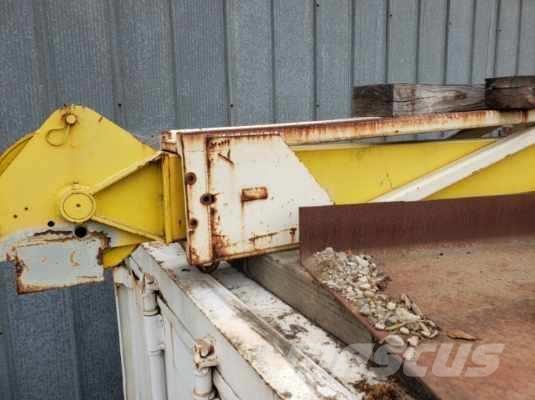 Lorain  Výložníky a lžíce