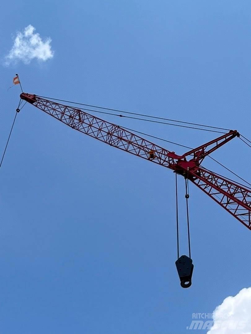 Manitowoc  Výložníky a lžíce