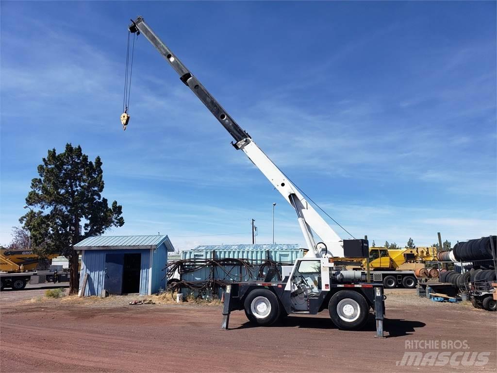 Shuttlelift 5540 Jeřáby pro těžký terén