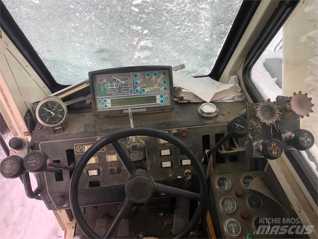 Terex RT 450 Jeřáby pro těžký terén