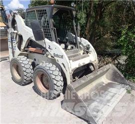 Bobcat 773 Smykem řízené nakladače