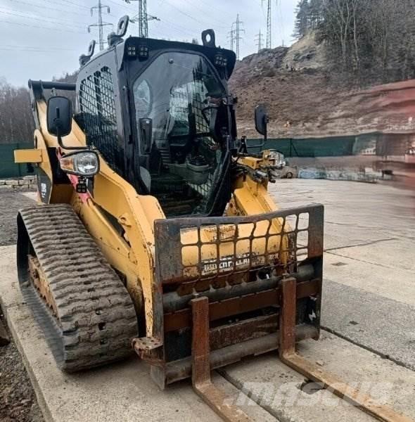 CAT 289 C Pásové nakladače