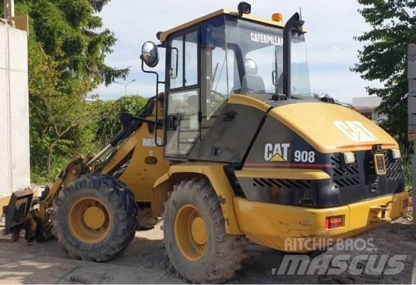 CAT 908 Kolové nakladače