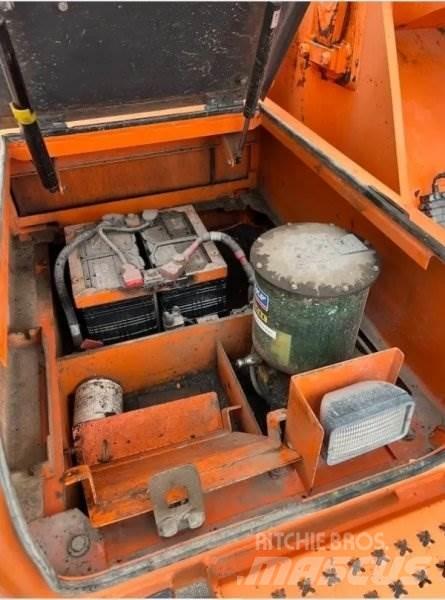 Doosan DX 255 LC Pásová rýpadla
