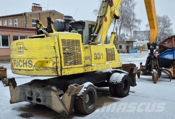 Fuchs MHL 331 Stroje pro manipulaci s odpadem
