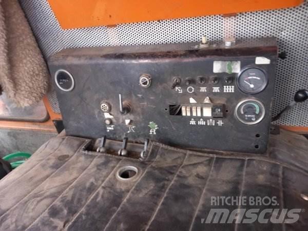 IFA W50 +KM 2301 Zametací stroje