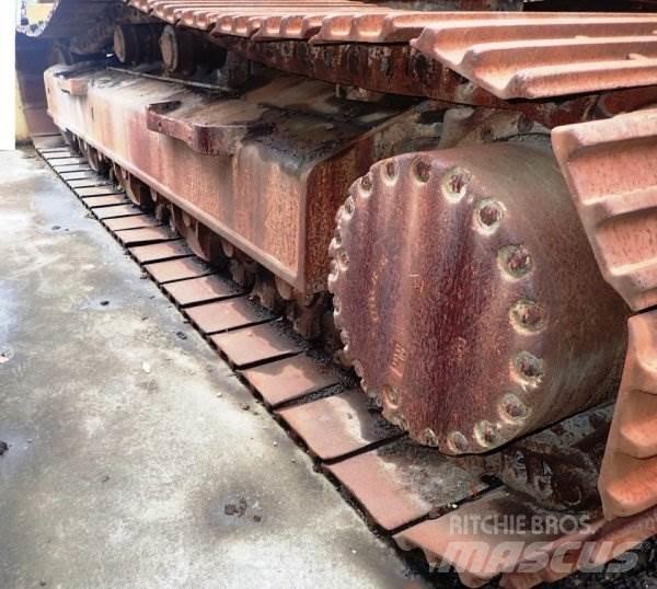 Komatsu PC 340 Pásová rýpadla
