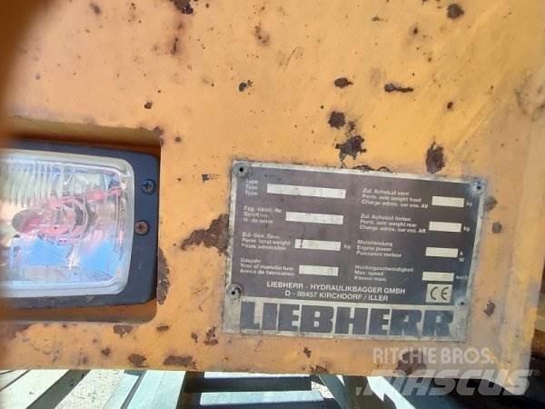 Liebherr A310 B Kolová rýpadla