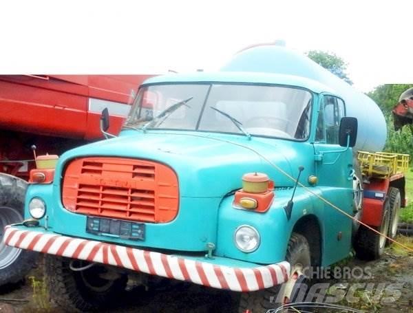 Tatra 148 CAS 10 Cisternové vozy