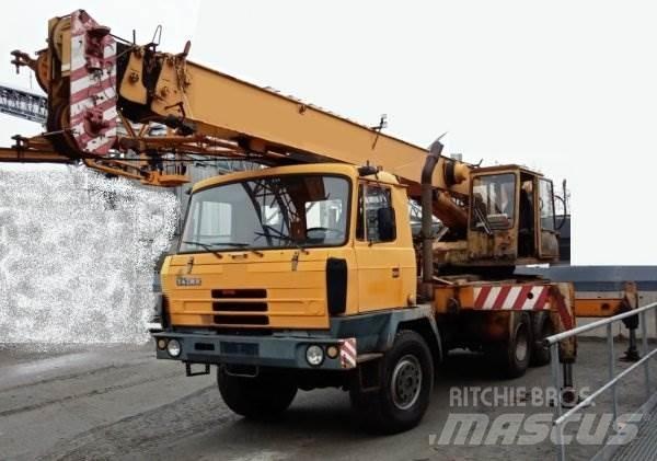 Tatra 815 +AD 20.2 (CKD Autojeřáby, hydraulické ruky