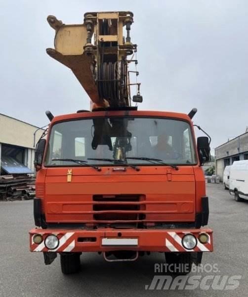 Tatra 815 AD20 T Autojeřáby, hydraulické ruky