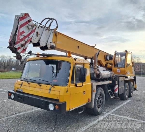 Tatra T815 +AD 28 (ČKD) Autojeřáby, hydraulické ruky