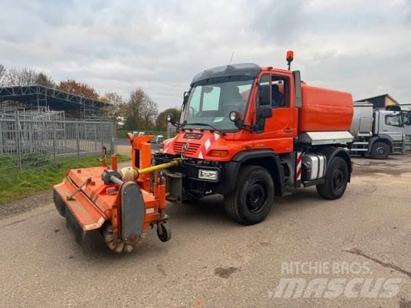 Unimog U 400 Cisternové vozy