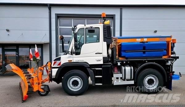 Unimog U 423 Sypače písku a soli