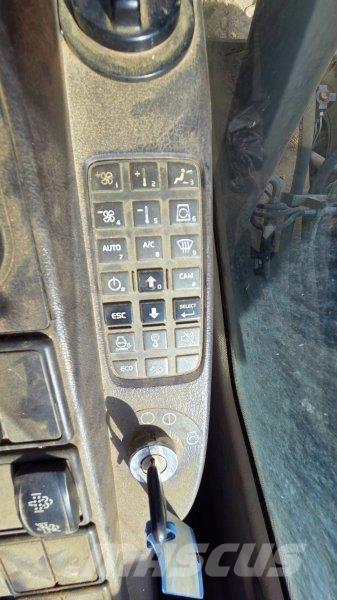 Volvo EW 140 D Kolová rýpadla