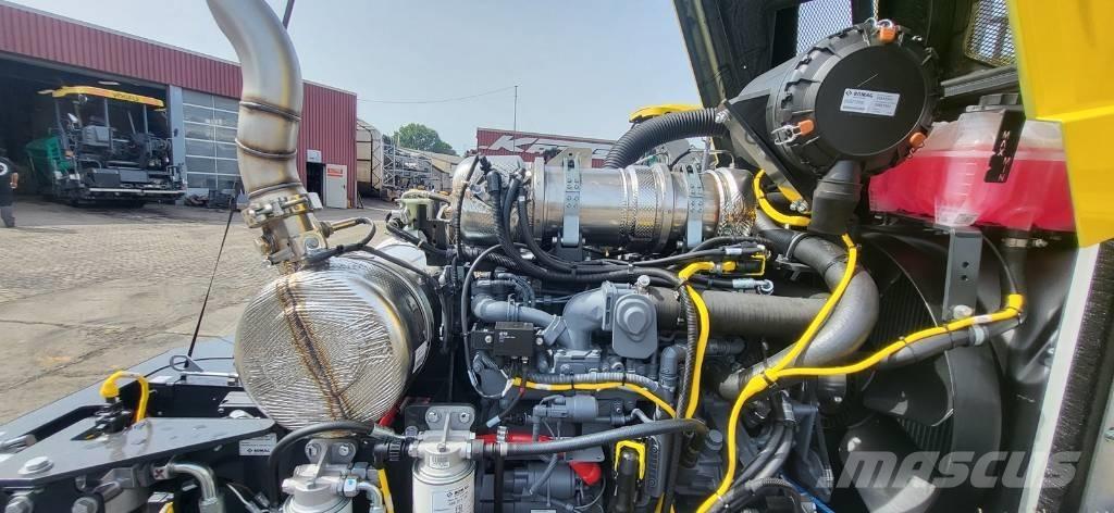 Bomag BW 213 D-5 Tahačové válce