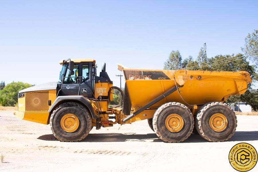 DEERE 410E Kloubové dempry