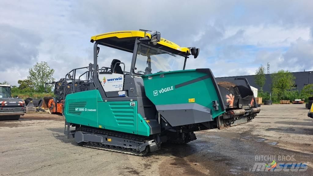 Vögele MT 3000-3i Stroje pro přepravu materiálů
