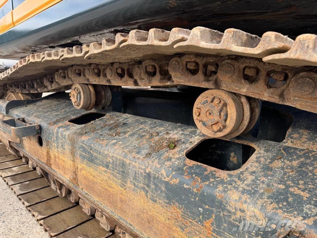 Hyundai HX 330 AL Pásová rýpadla