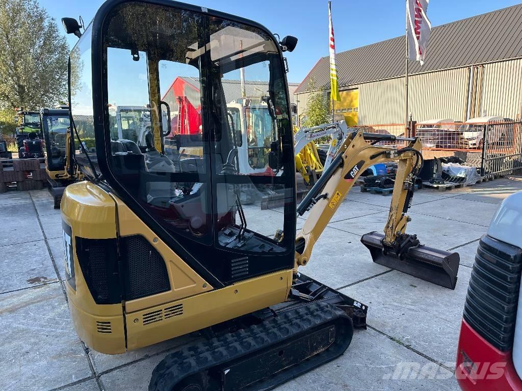 CAT 301.4 C Mini rýpadla < 7t