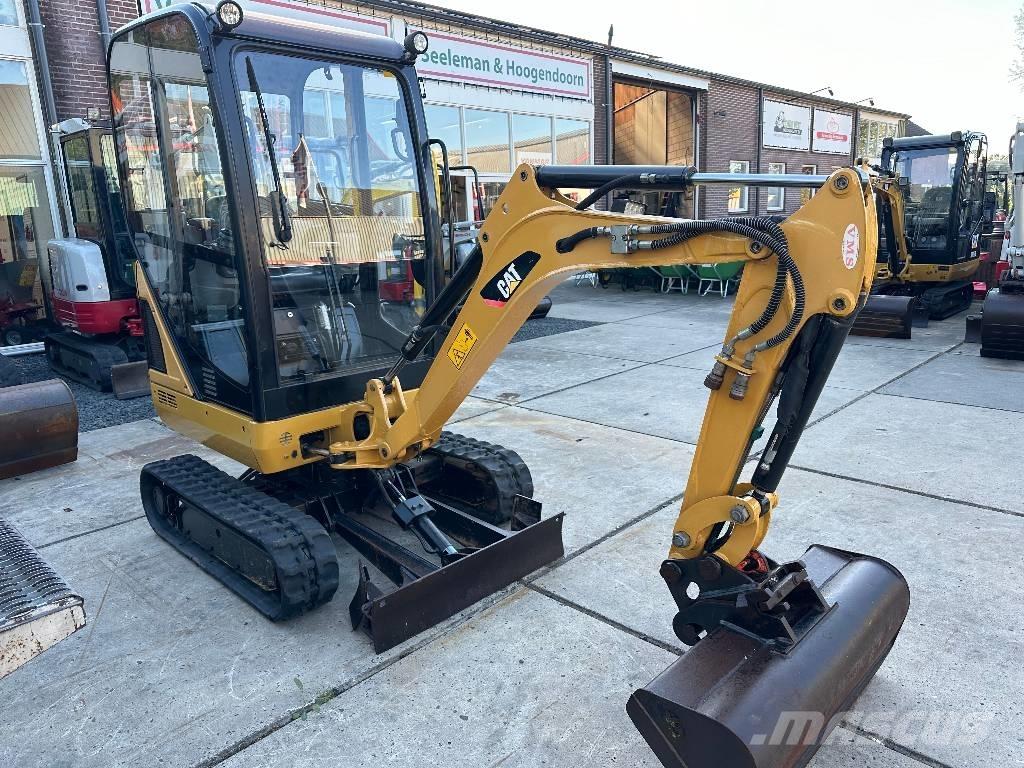 CAT 301.4 C Mini rýpadla < 7t