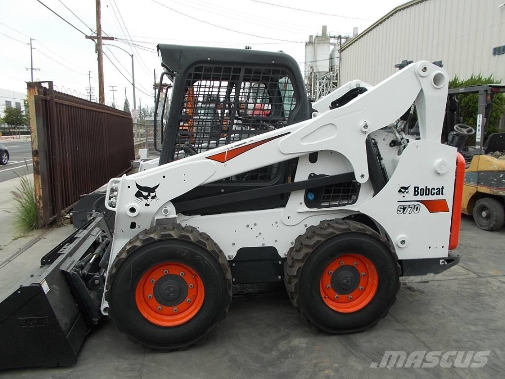 Bobcat S770 Smykem řízené nakladače