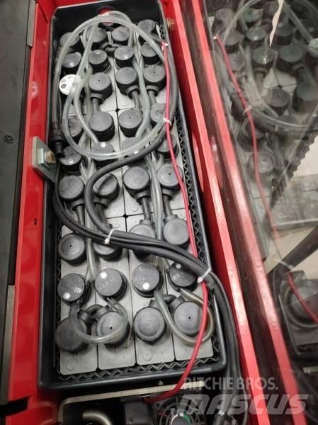 Manitou ES614 AC Samohybné vozíky
