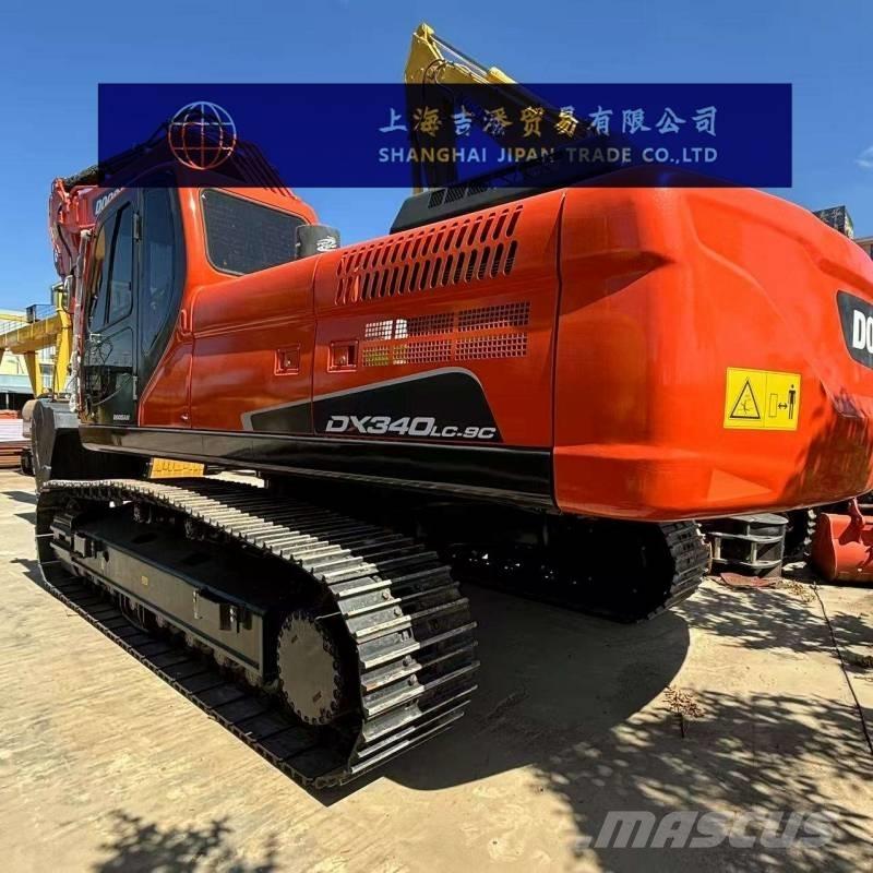 Doosan DX 340 Pásová rýpadla