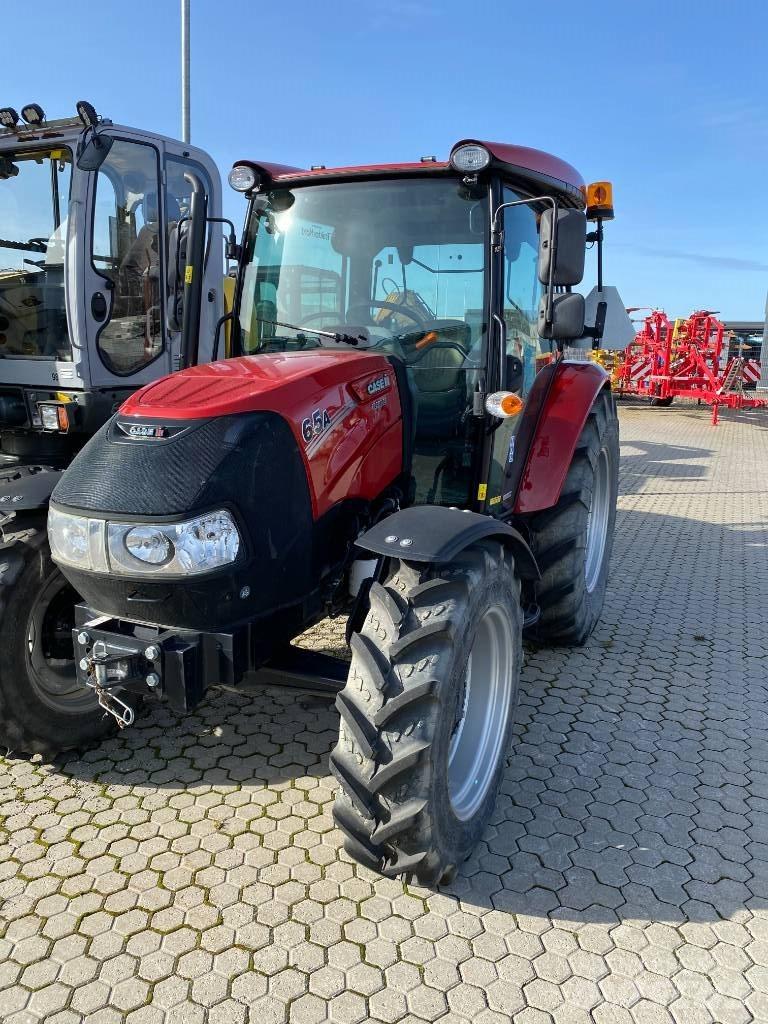 Case IH Farmall 65 A Traktory
