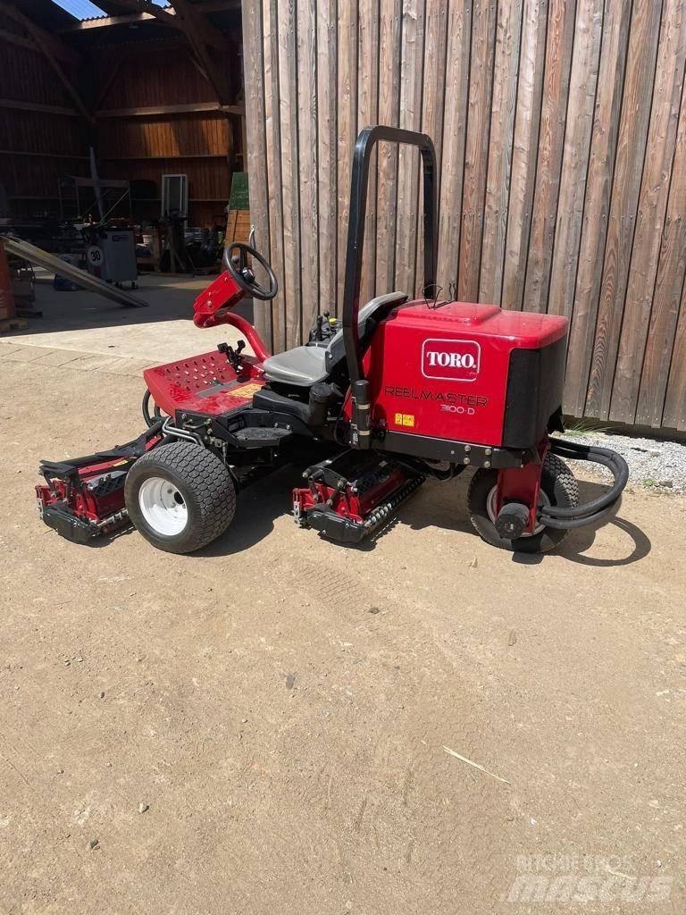Toro 3100-D Sekačky pro sečení roughů a semiroughů