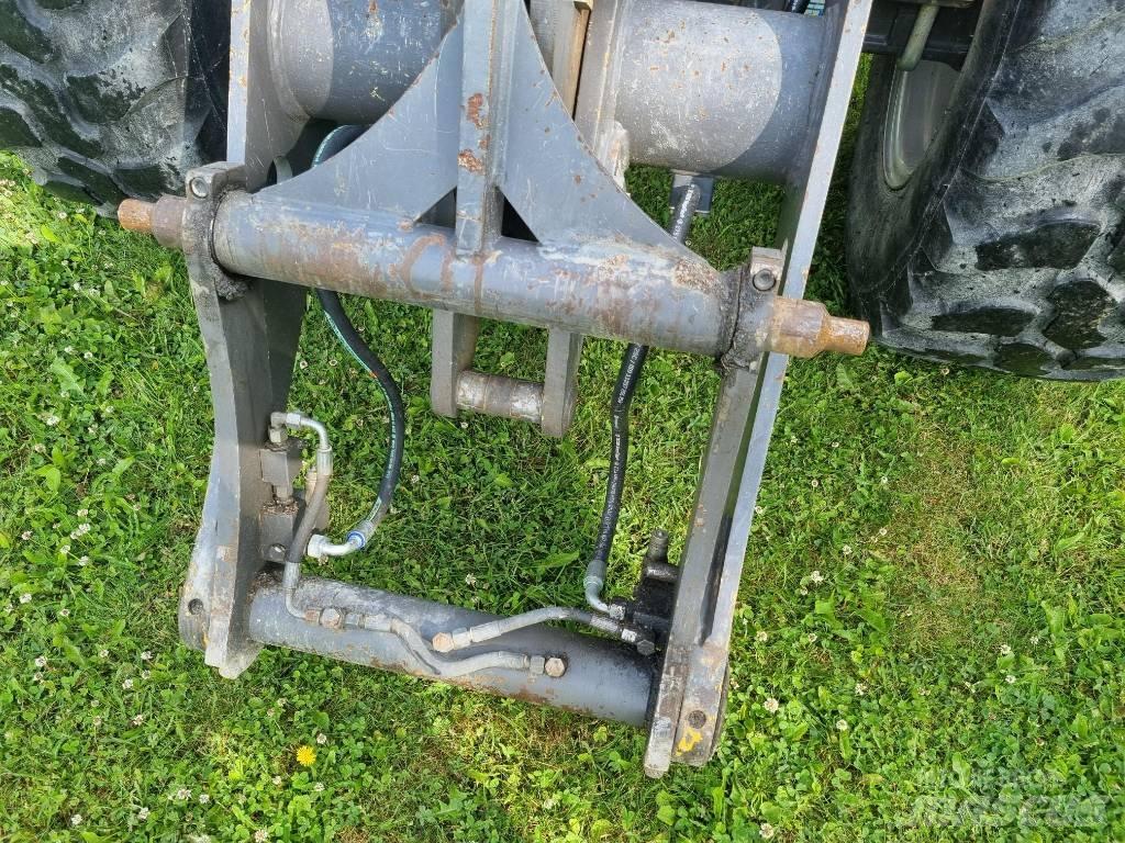 Volvo L25B Smykem řízené nakladače