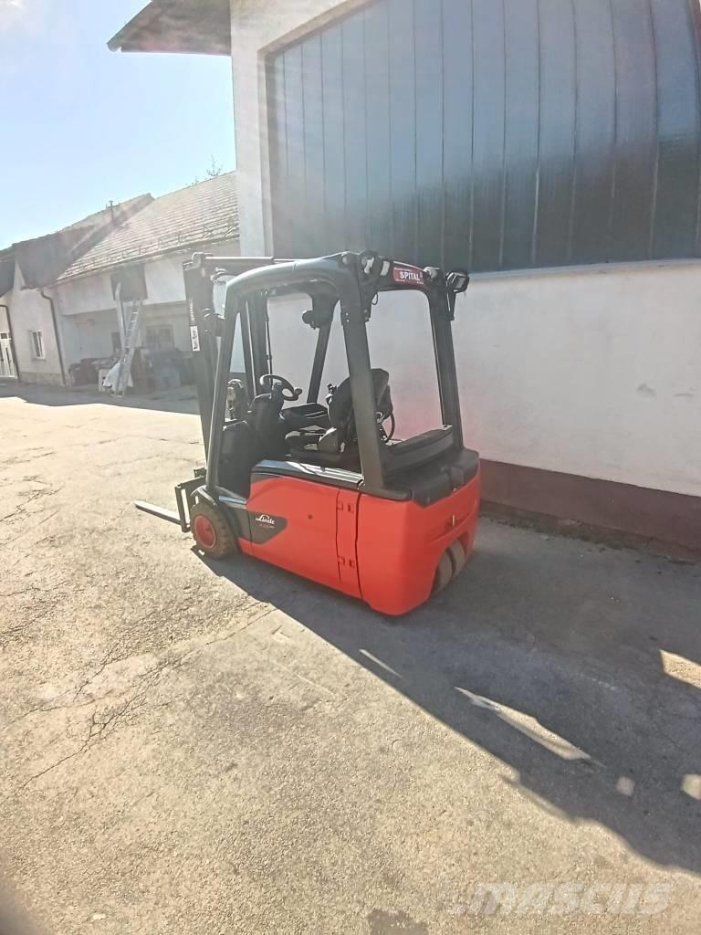 Linde E20L-02-386 Akumulátorové vozíky