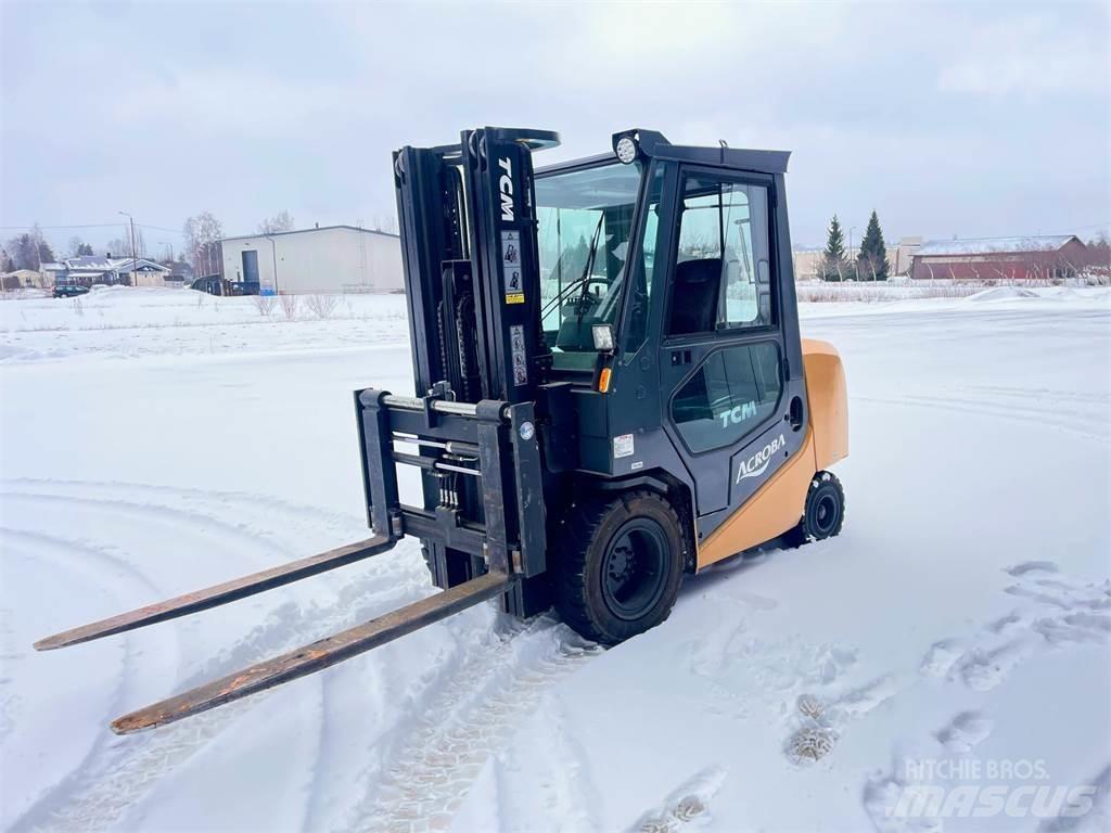 TCM FA 30D ACROBA Dieselové vozíky