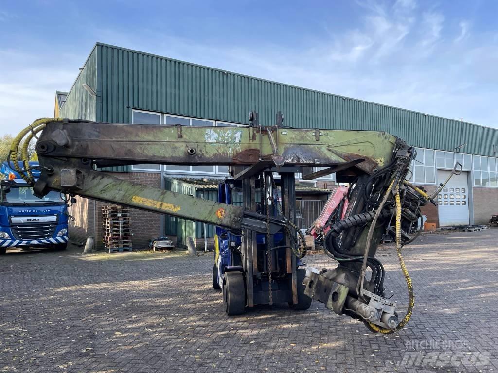 Loglift F251 S79 Lesnické jeřáby