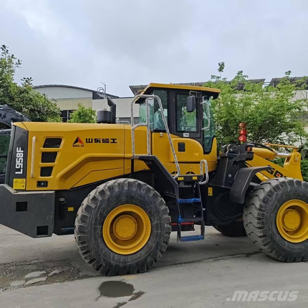SDLG L 958 F Kolové nakladače