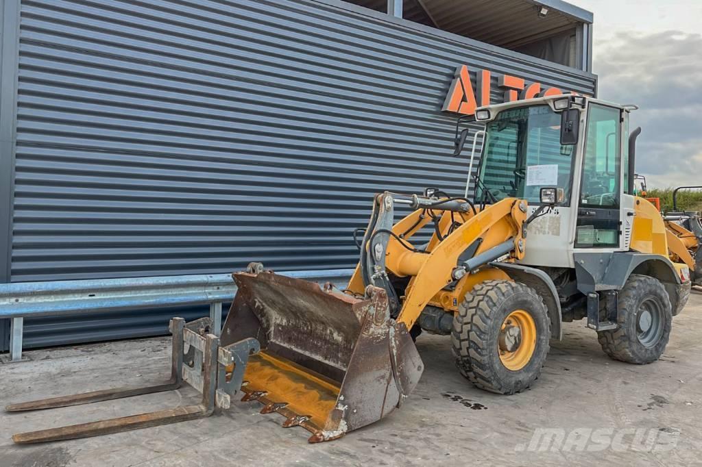 Liebherr L 506 Kolové nakladače