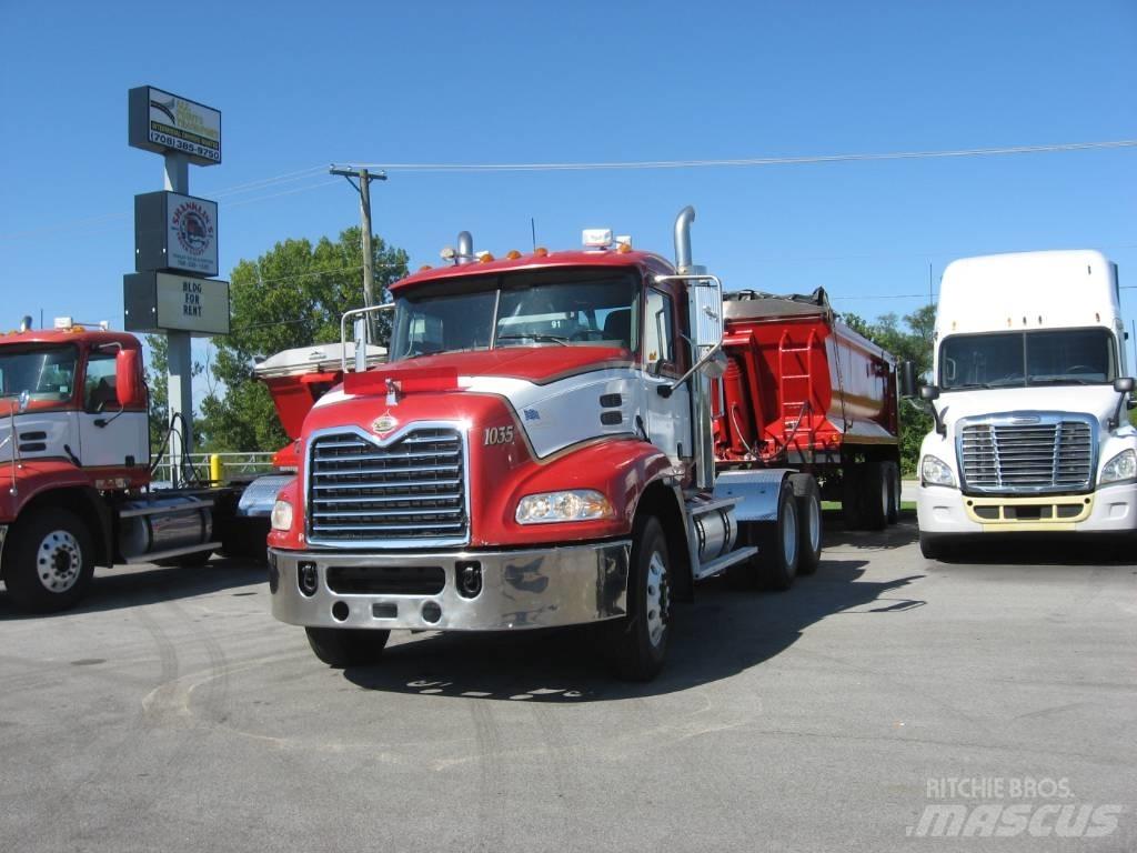 Mack CXN 613 Tahače