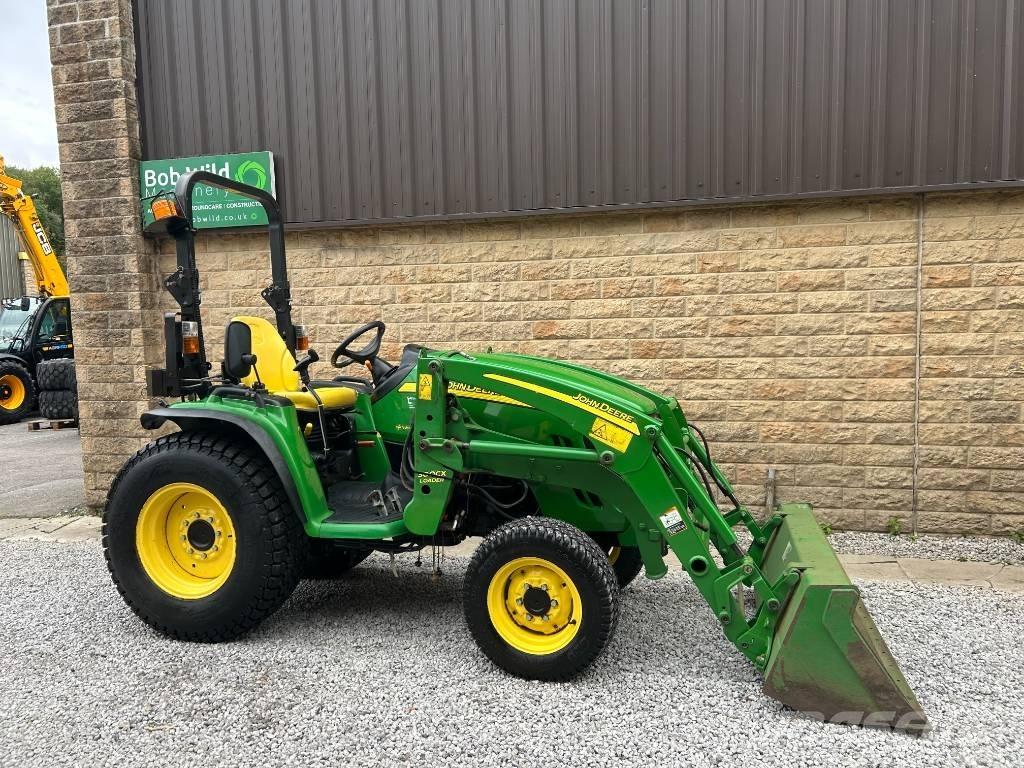 John Deere 3520 Kompaktní traktory