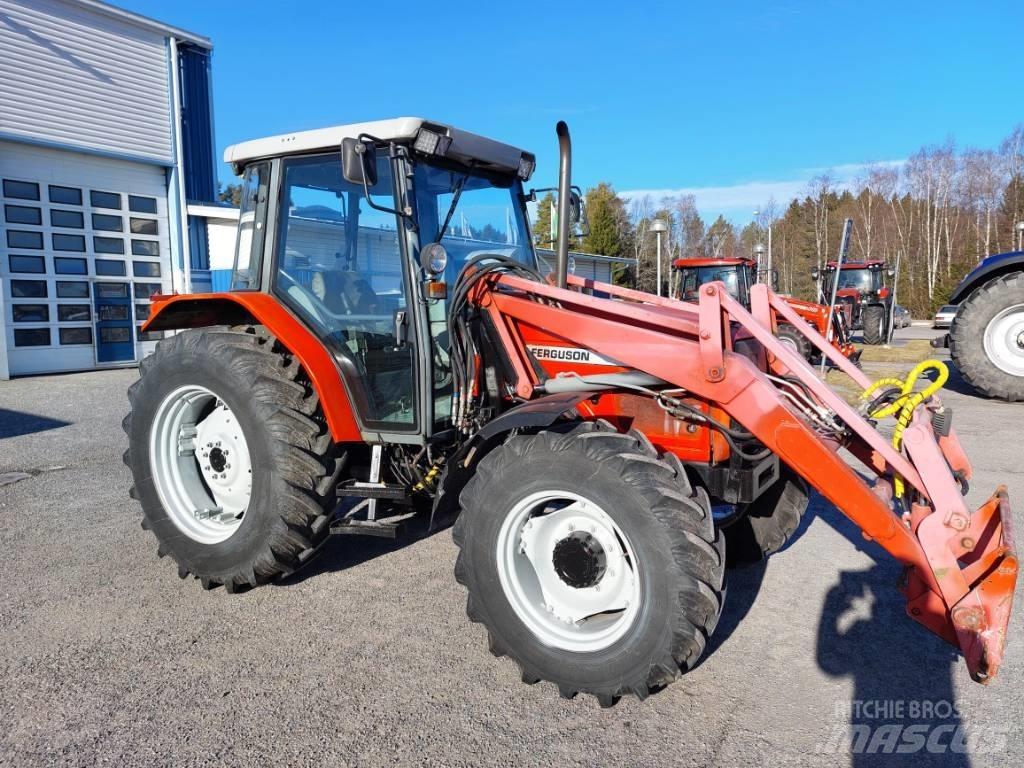 Massey Ferguson 4245 Traktory