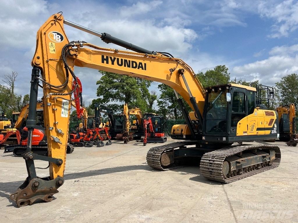 Hyundai HX 220 L Pásová rýpadla