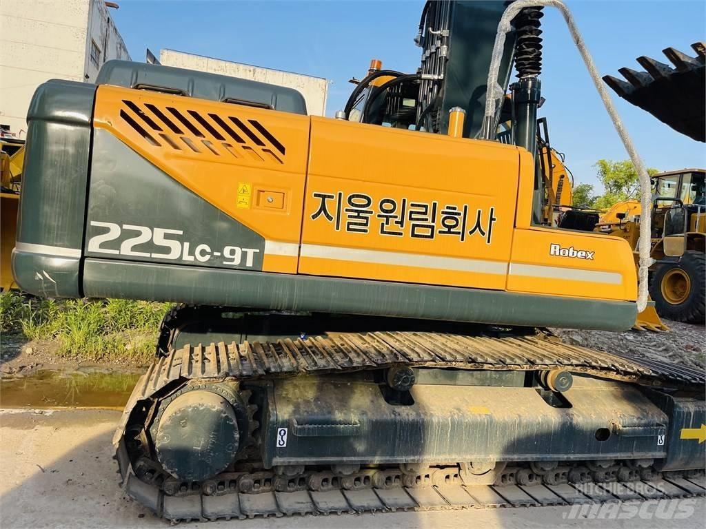Hyundai 225 lc 9t Pásová rýpadla