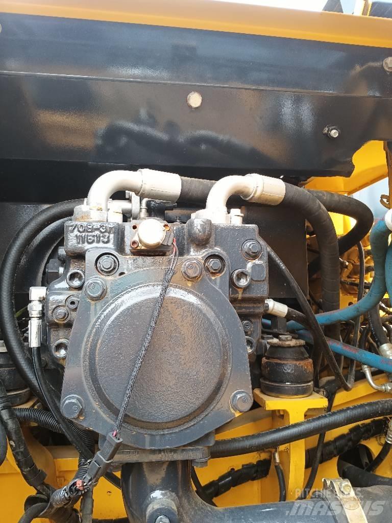 Komatsu PC 160 Pásová rýpadla