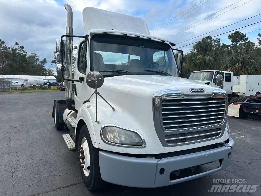 Freightliner M2 112 Tahače