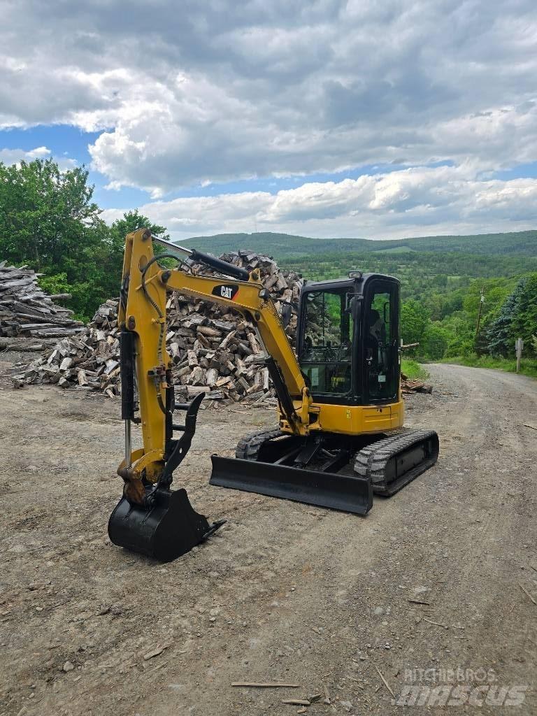 CAT 304 D CR Mini rýpadla < 7t