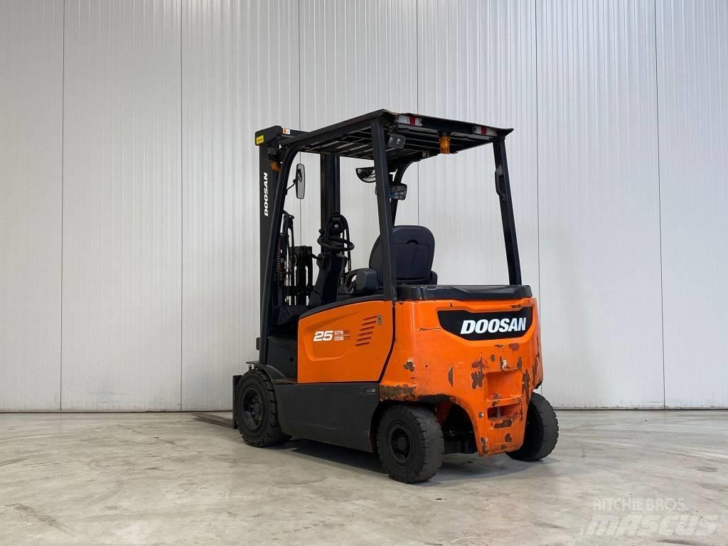 Doosan B25X-7 Akumulátorové vozíky